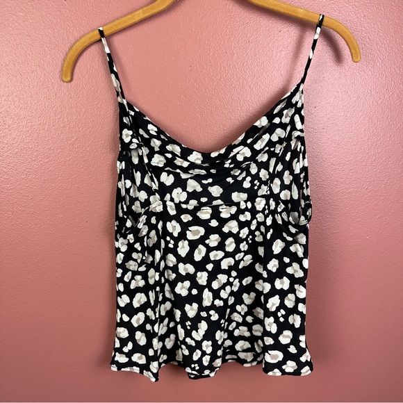 Intimately Free People size medium black & white leopard print drape neck shell - Picture 7 of 7